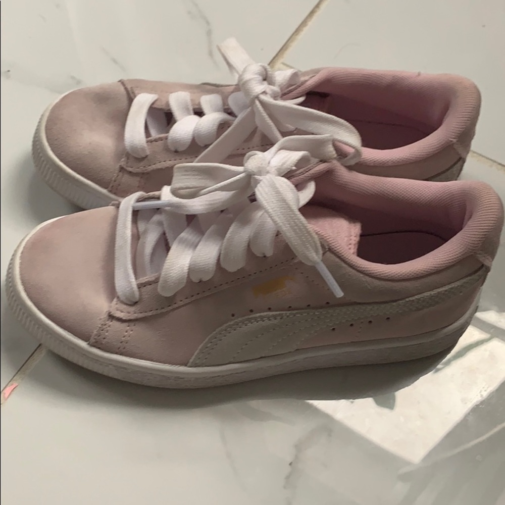 Puma suedes